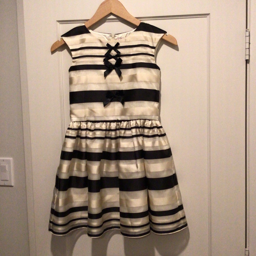 Halabaloo Girls Dress